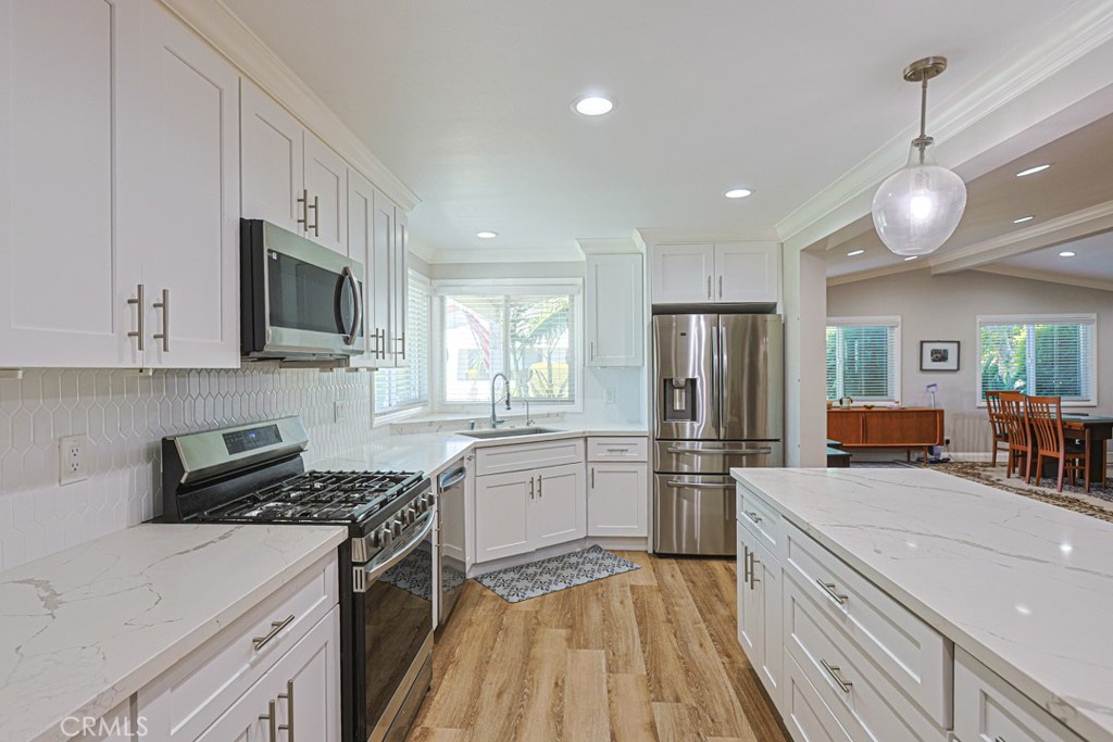 1361 Canyon Lake 58 Property Photo 9
