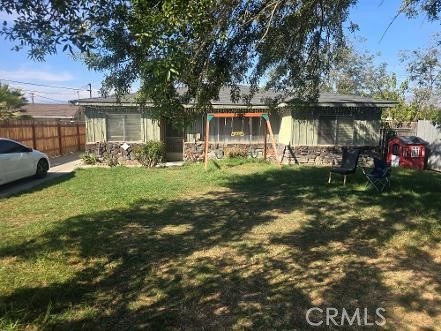 1482 E Davidson Property Photo 1