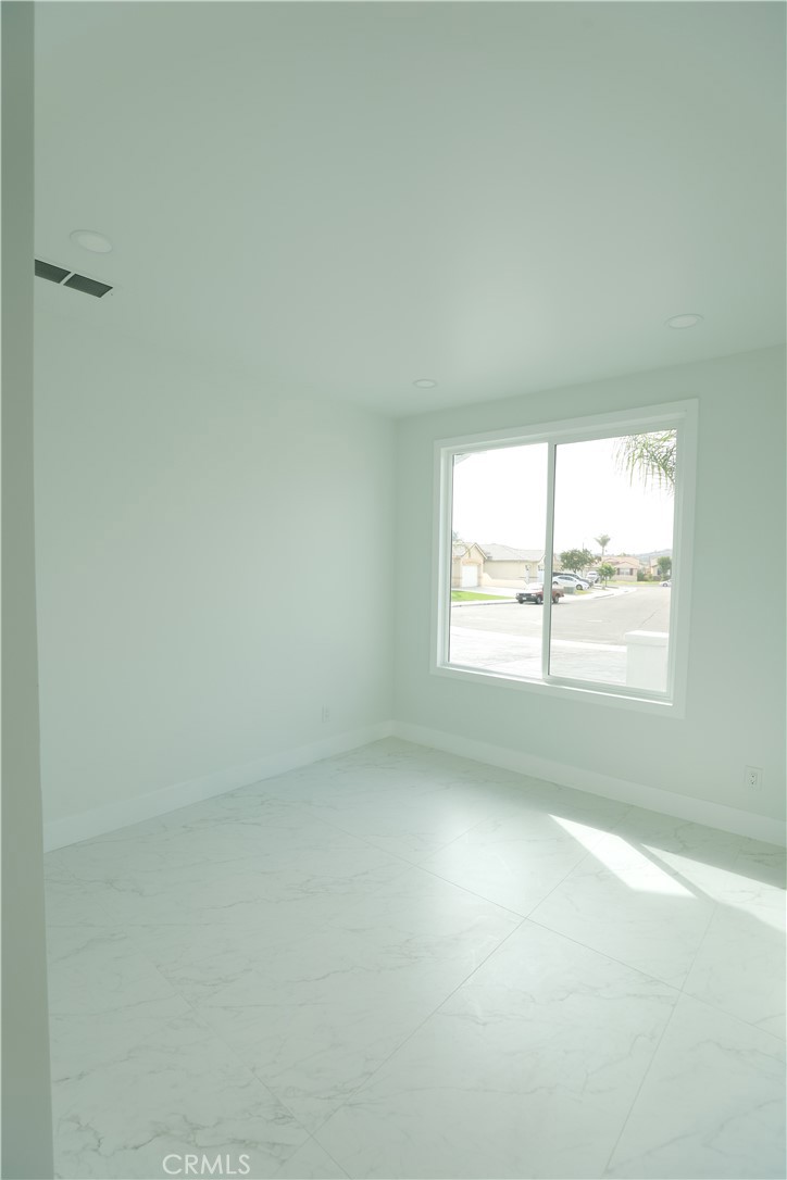 25225 Stepping Stone Circle Property Photo 6