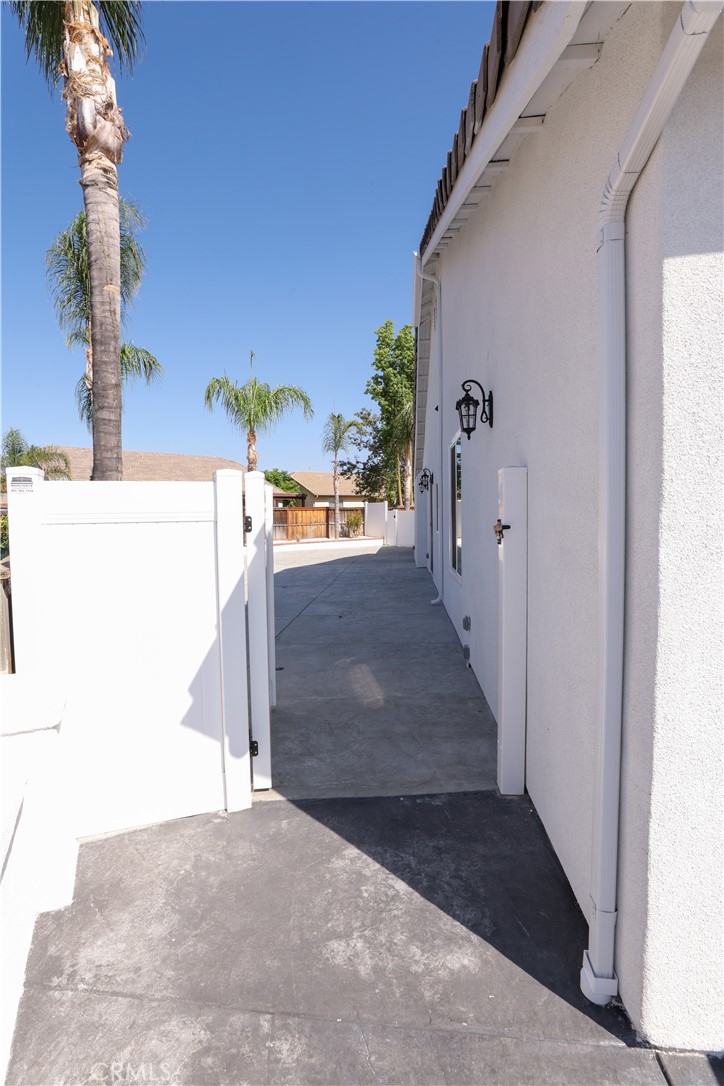 25225 Stepping Stone Circle Property Photo 29