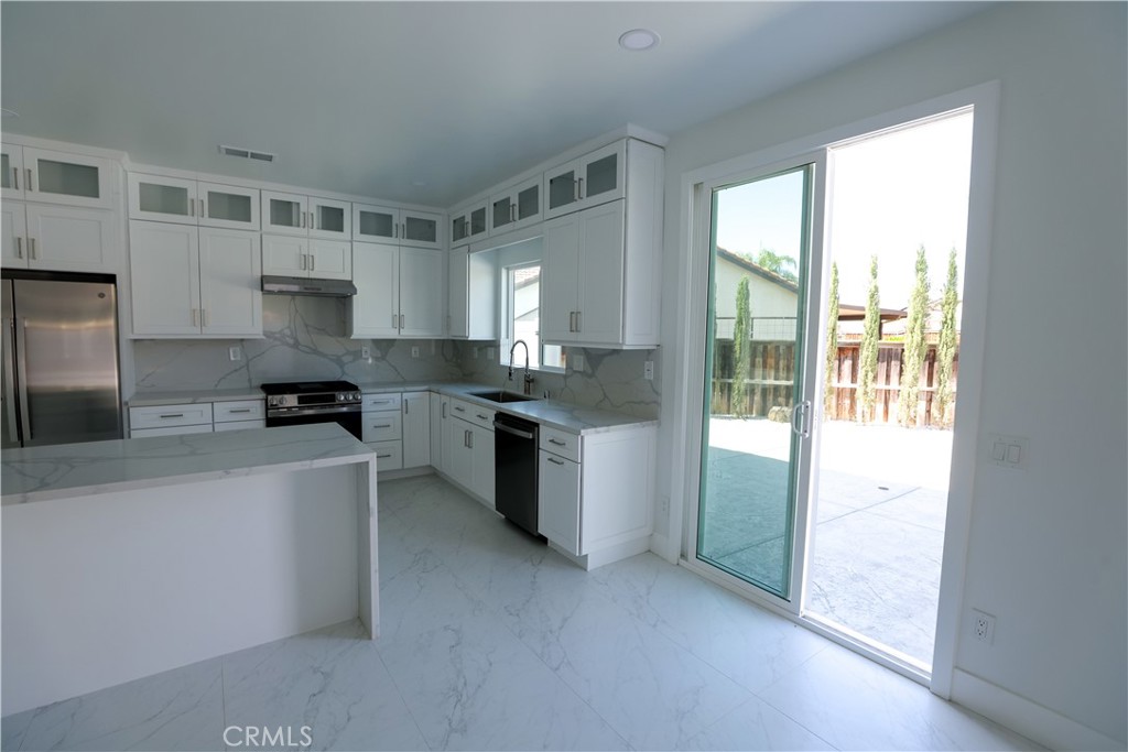 25225 Stepping Stone Circle Property Photo 32