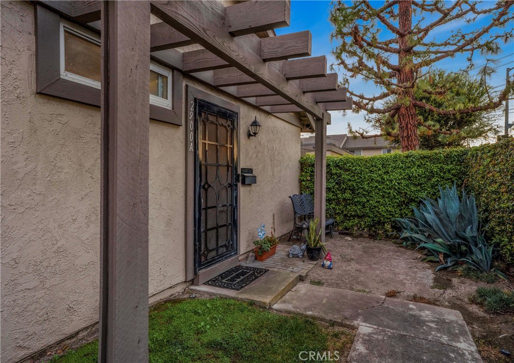2900 Bradford Place A Property Photo 3