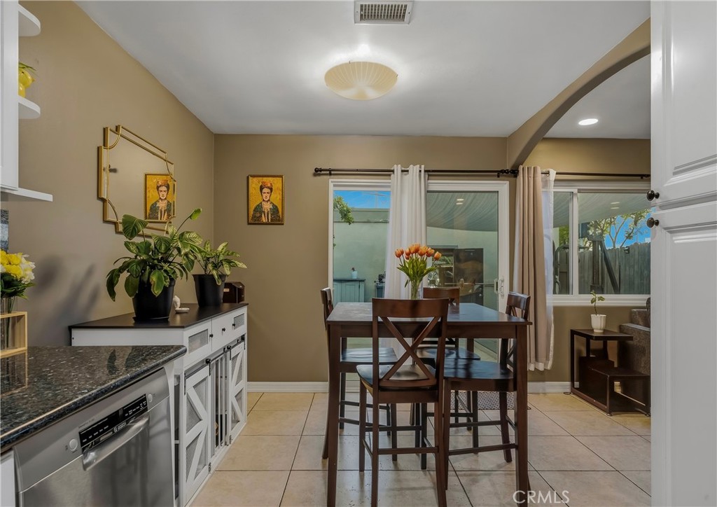 2900 Bradford Place A Property Photo 8