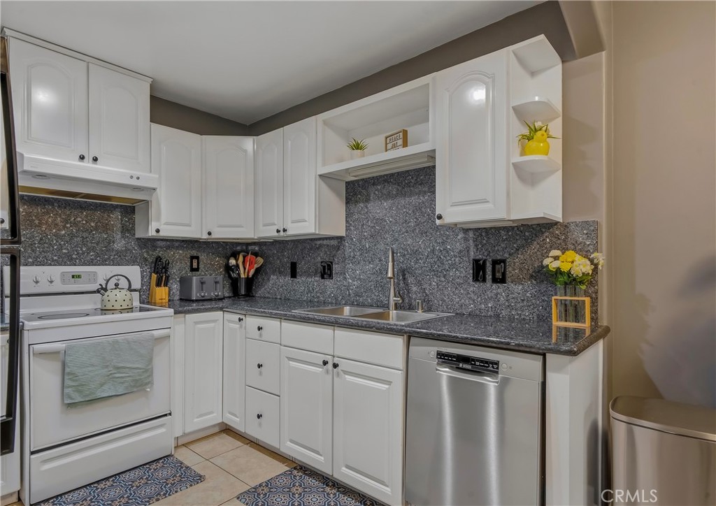 2900 Bradford Place A Property Photo 10