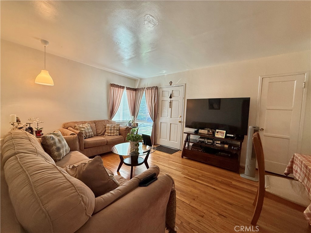 2442 Sherbrook Property Photo 15