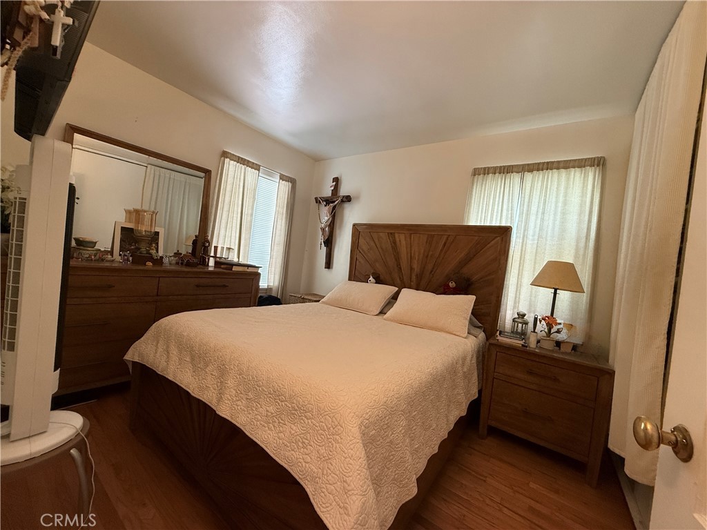 2442 Sherbrook Property Photo 17