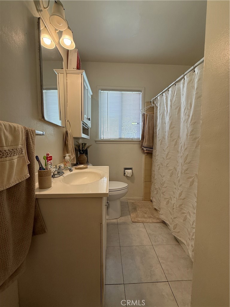2442 Sherbrook Property Photo 19