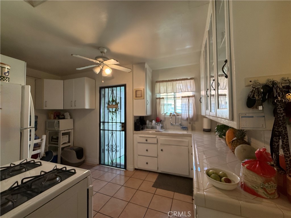 2442 Sherbrook Property Photo 20