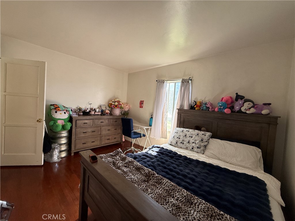 2442 Sherbrook Property Photo 25