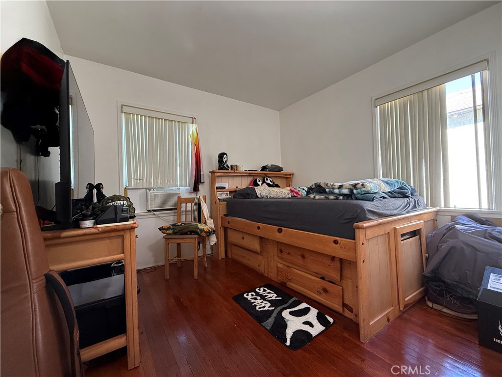 2442 Sherbrook Property Photo 27