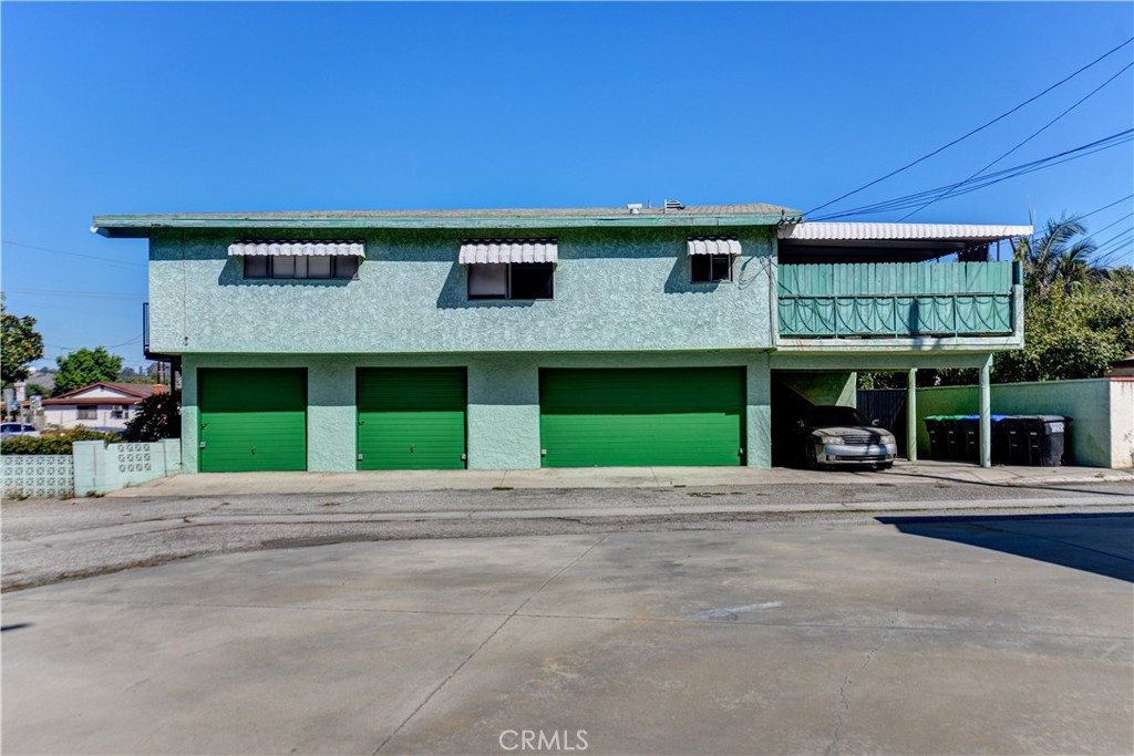 2442 Sherbrook Property Photo 32