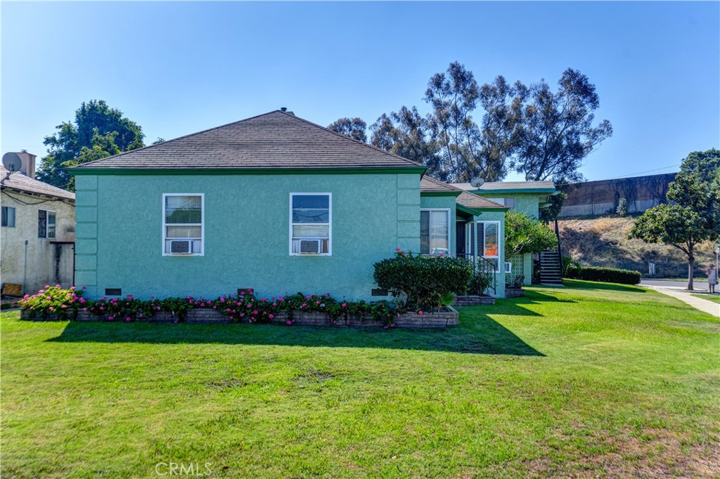 2442 Sherbrook Property Photo 36