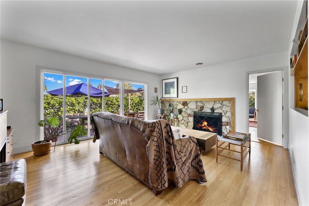 1425 Longview Property Photo 4
