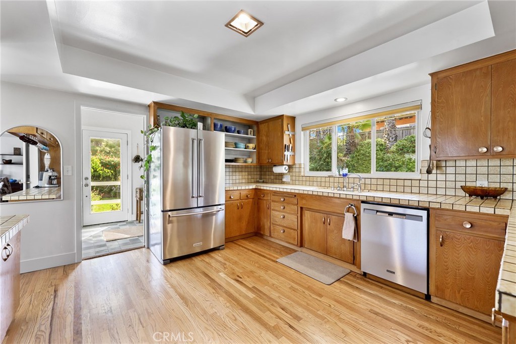 1425 Longview Property Photo 7