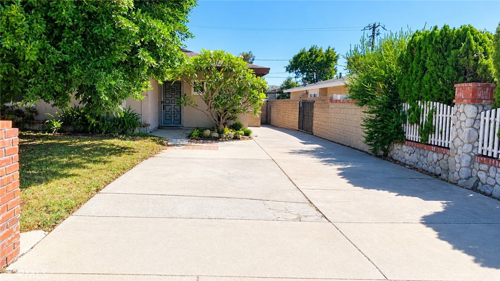 20192 E Santiago Canyon Property Photo 1