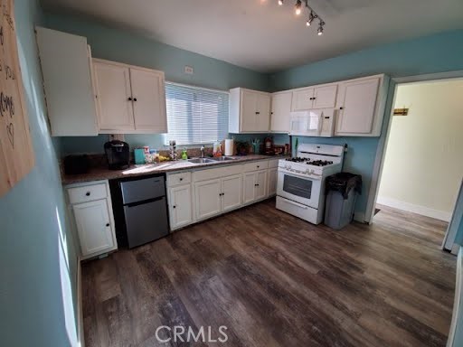 1067 N Norman Court Property Photo 7