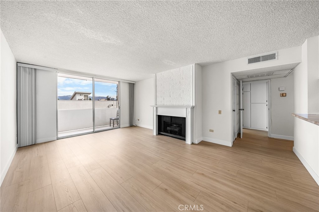 421 S La Fayette Park Place 726 Property Photo 1