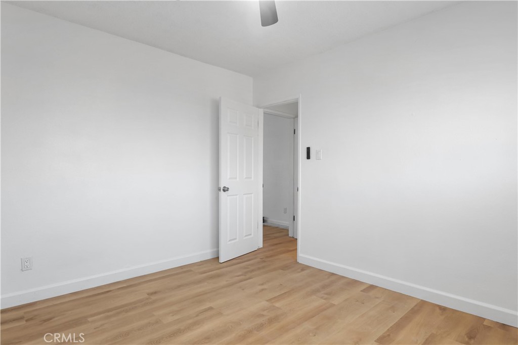 5050 Linden 94 Property Photo 11