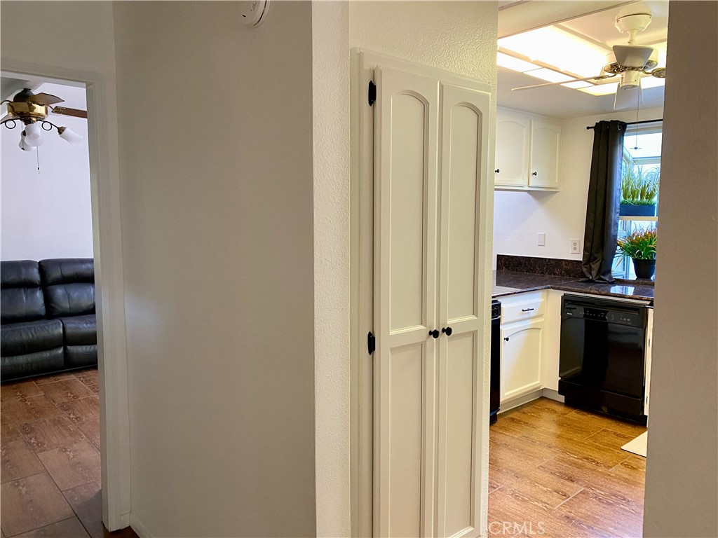28303 Alava Property Photo 16