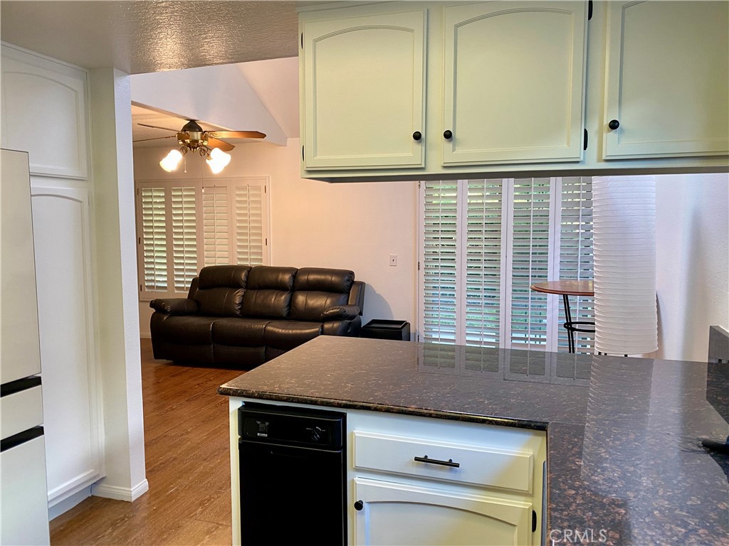 28303 Alava Property Photo 18