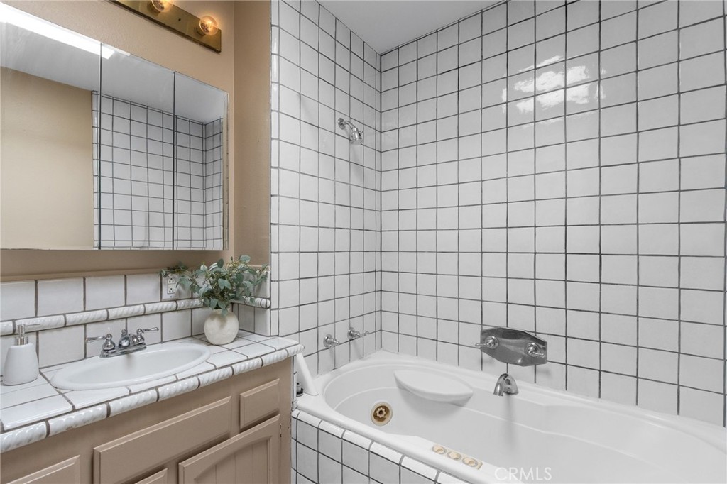 3601 Cerritos Property Photo 31