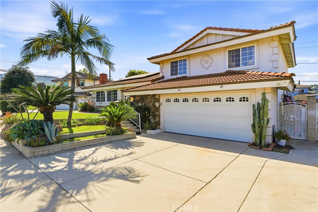 1435 Finegrove Property Photo 3