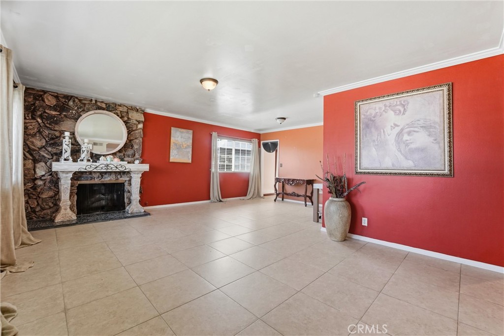 1435 Finegrove Property Photo 15