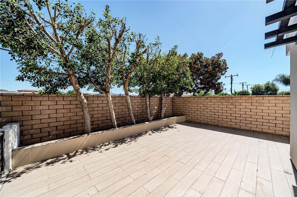 8076 Ackerman Street Property Photo 4