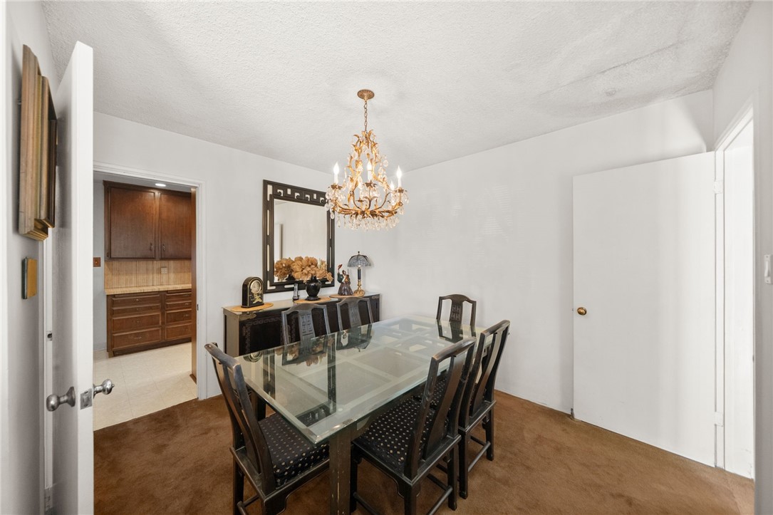 2413 Lori Lane Property Photo 7