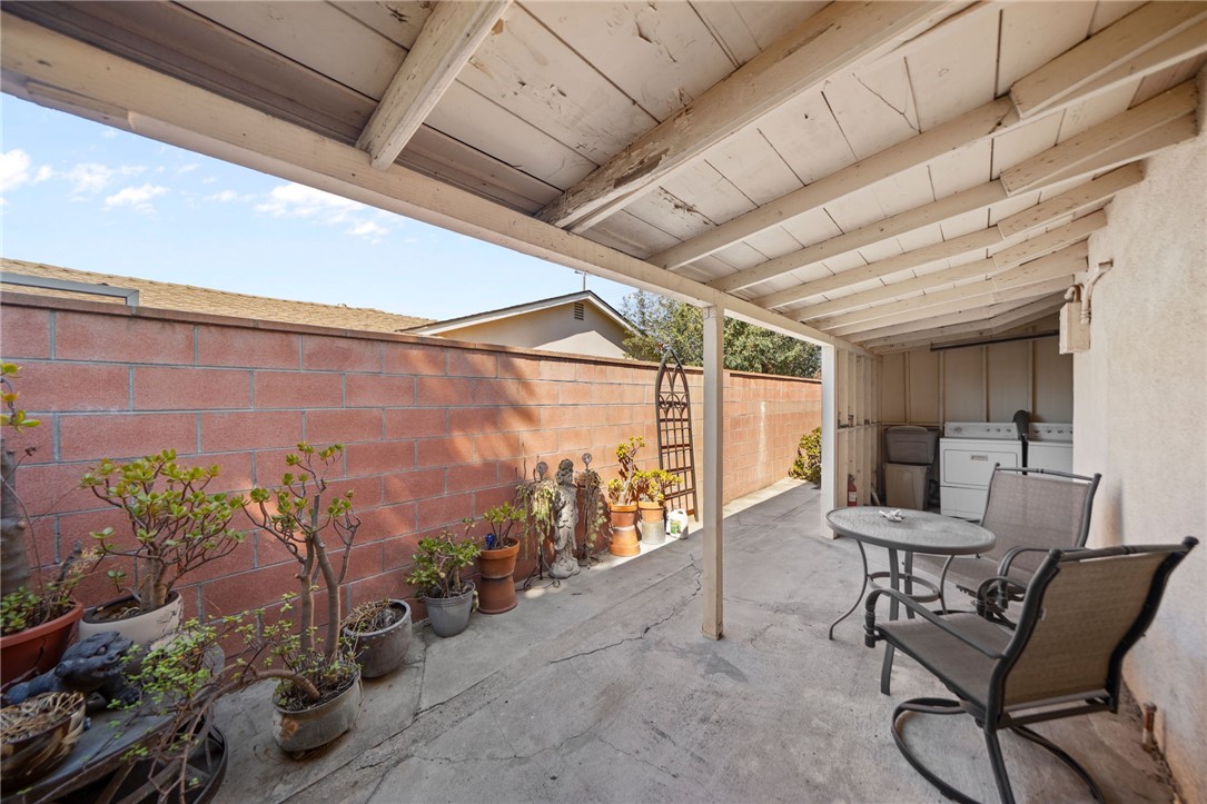 2413 Lori Lane Property Photo 24