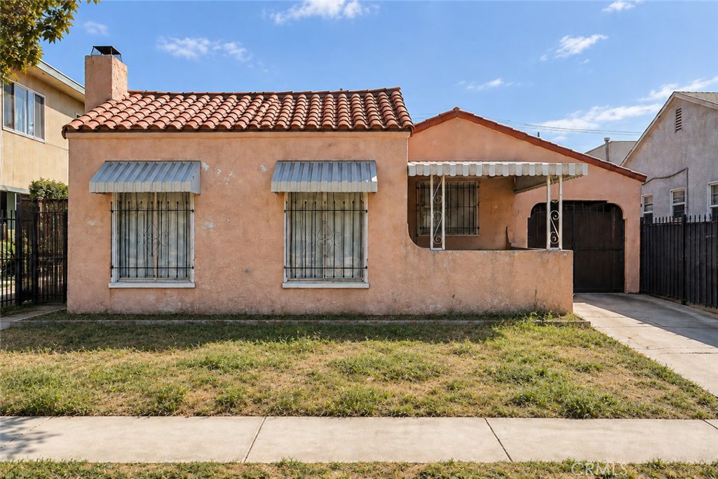 2214 S Spaulding Property Photo 9