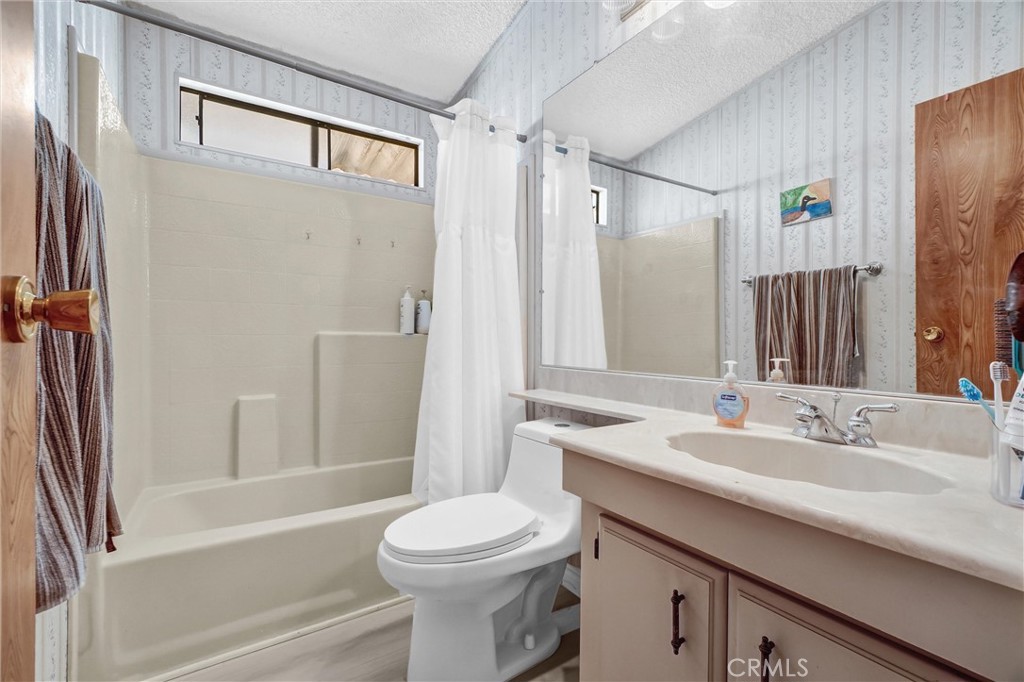 25 Elm Via Property Photo 17