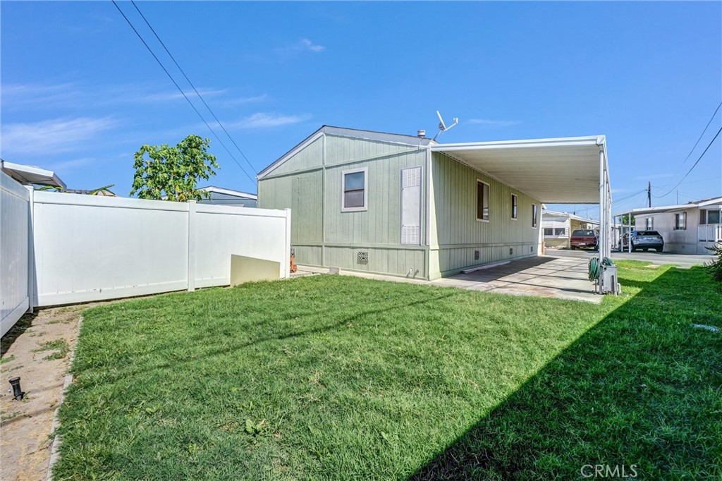 25 Elm Via Property Photo 21