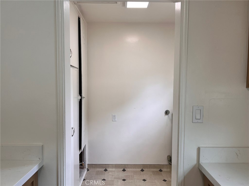 12725 La Cuarta Street Property Photo 13