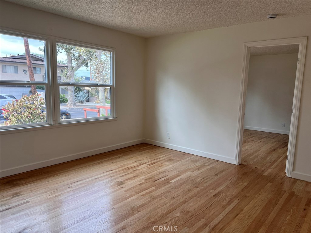 12725 La Cuarta Street Property Photo 14