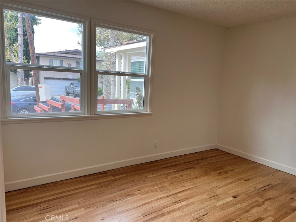 12725 La Cuarta Street Property Photo 16