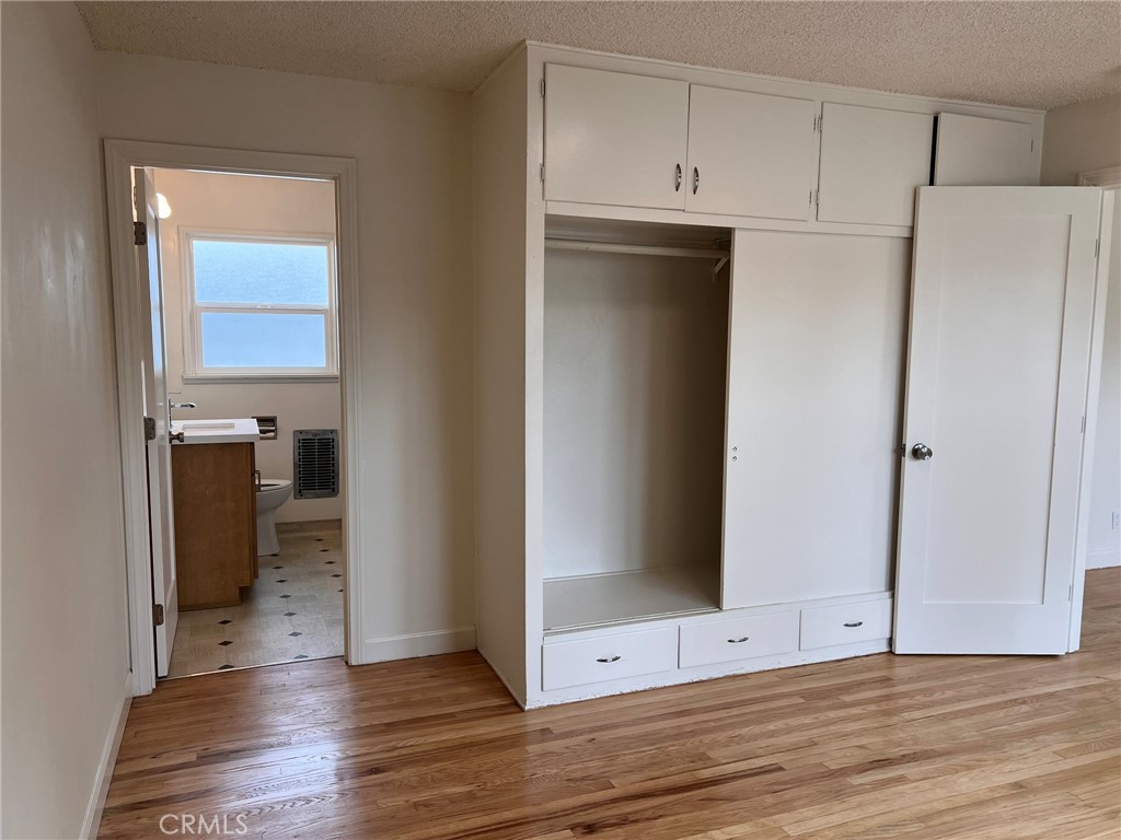 12725 La Cuarta Street Property Photo 18