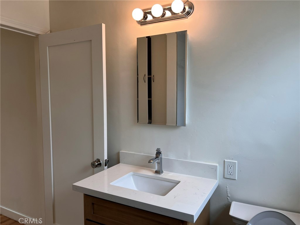 12725 La Cuarta Street Property Photo 22