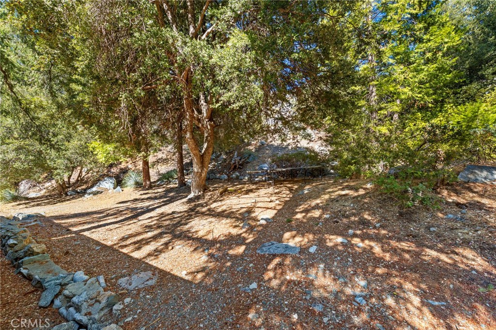 3 Glacier Property Photo 27