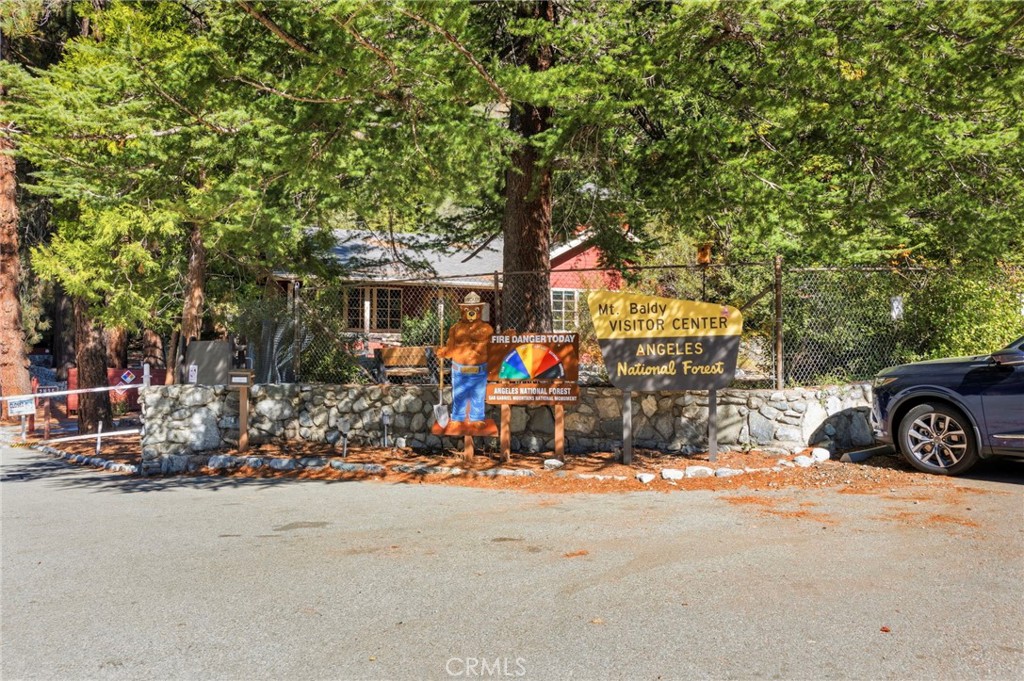 3 Glacier Property Photo 34