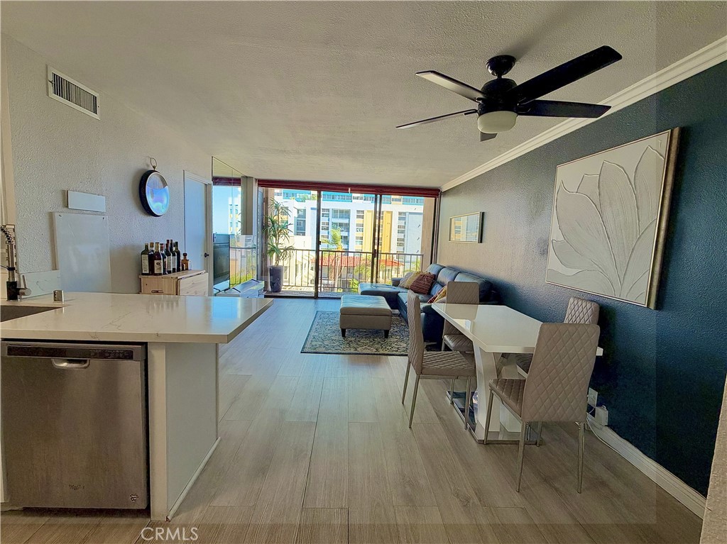 1750 E Ocean 404 Property Photo 13