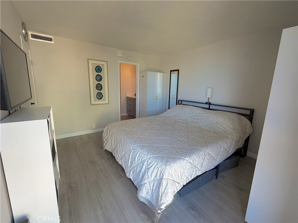 1750 E Ocean 404 Property Photo 30