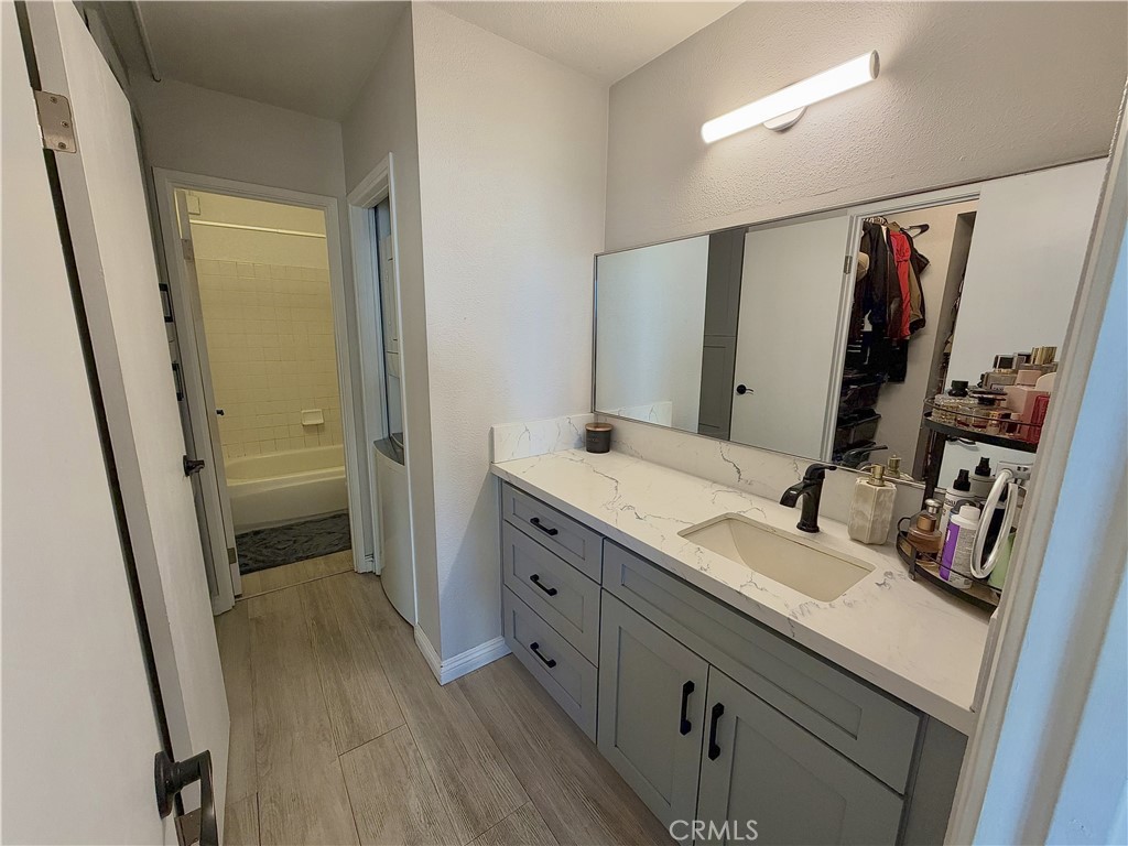 1750 E Ocean 404 Property Photo 37