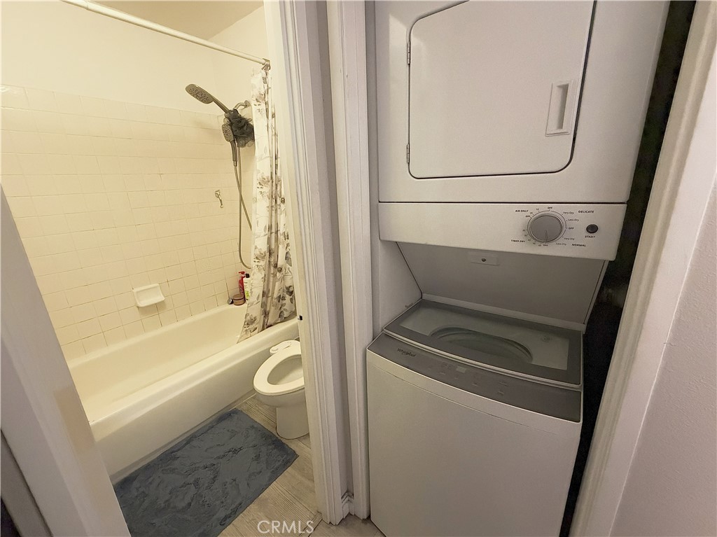 1750 E Ocean 404 Property Photo 38