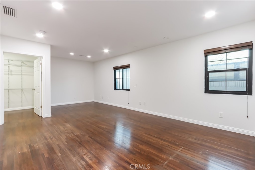 5442 E Walkerton Street Property Photo 28