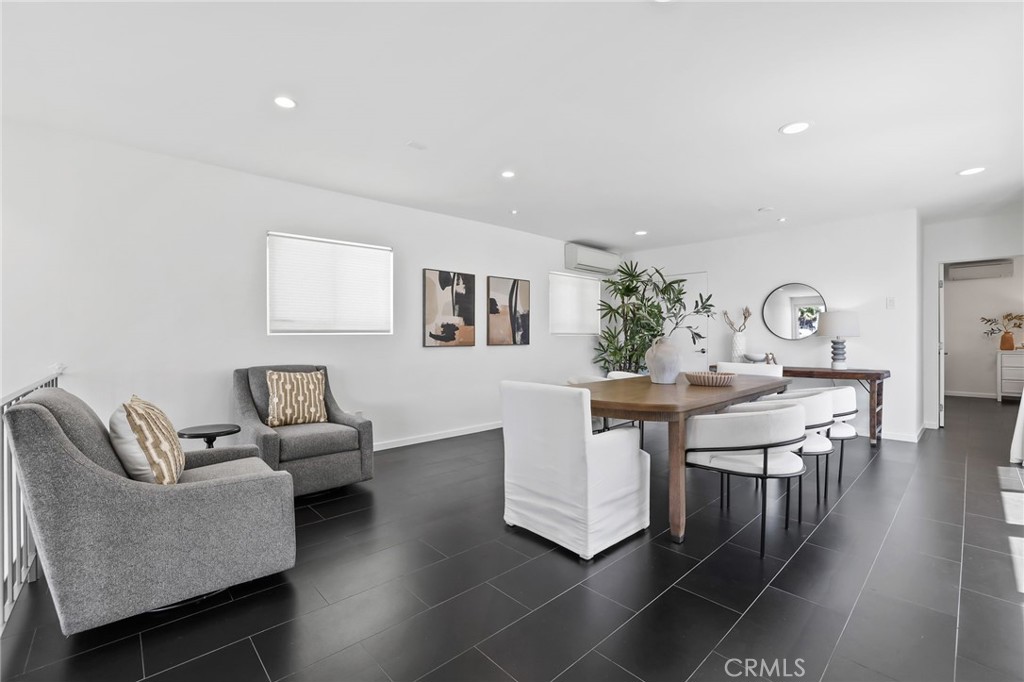 2076 Stanley Avenue Property Photo 18