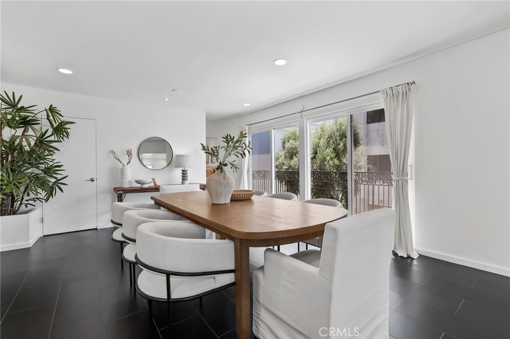 2076 Stanley Avenue Property Photo 20