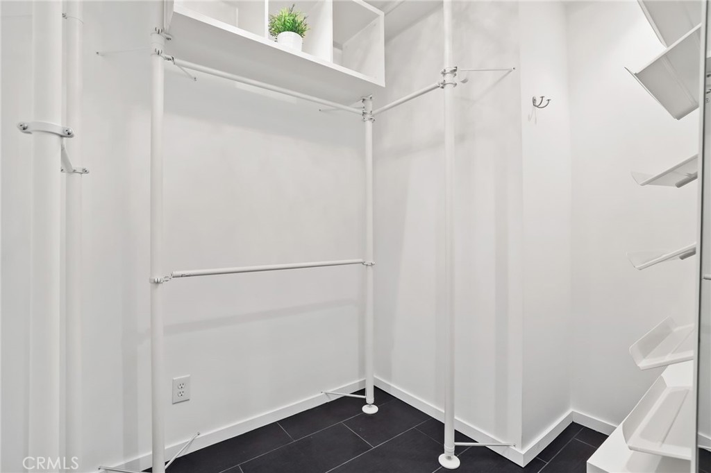2076 Stanley Avenue Property Photo 30