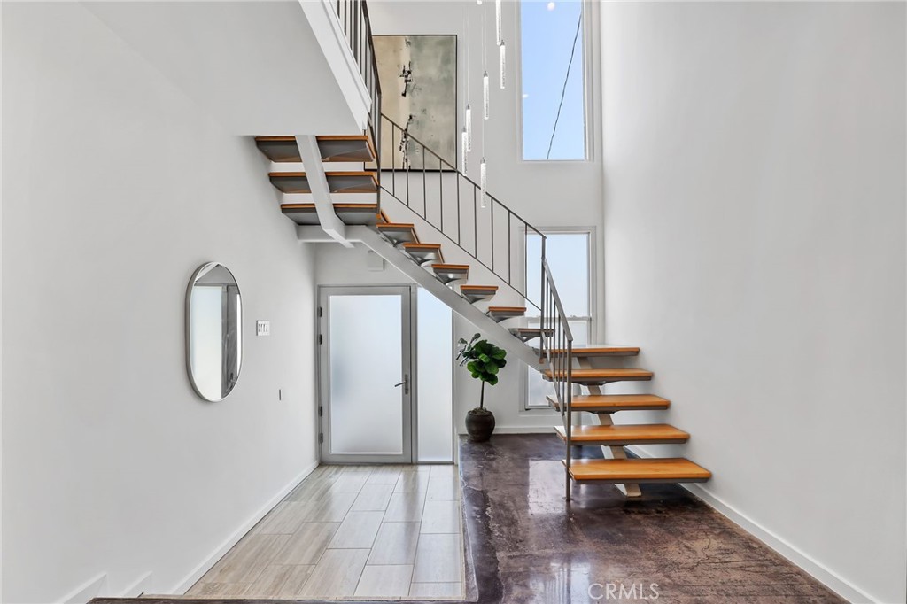 2076 Stanley Avenue Property Photo 32