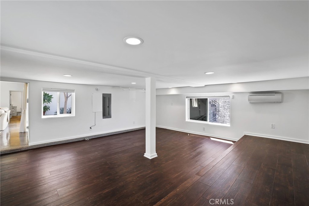 2076 Stanley Avenue Property Photo 51